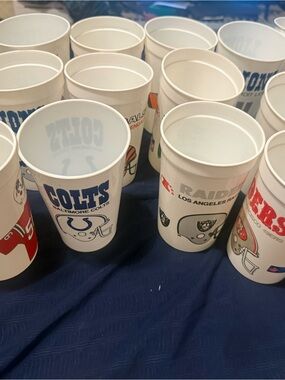 NFL Team Logo White Plastic Party Cups - Multi-Pack